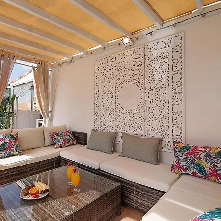 Harvey Villa *